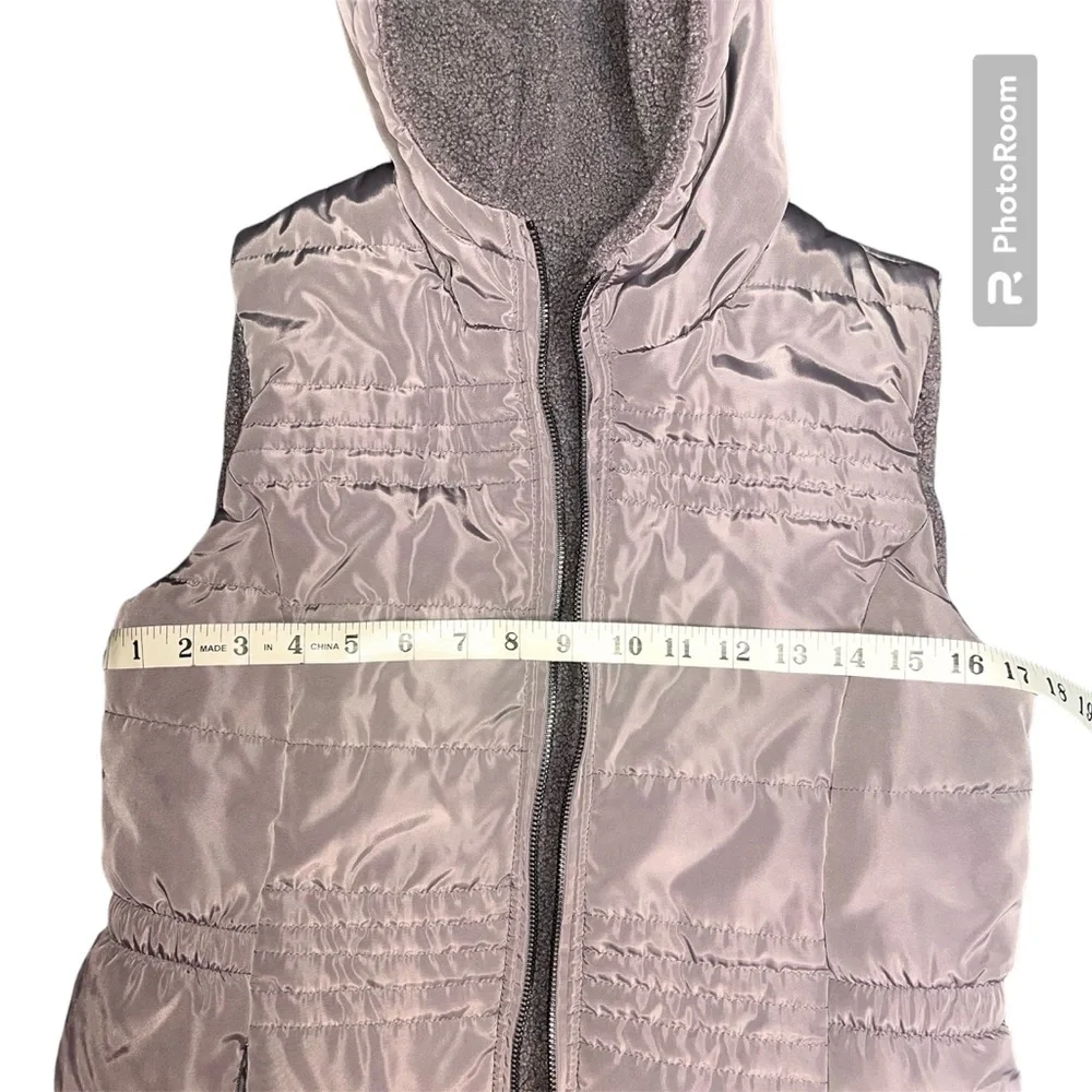 Mo-KA By Santa Fe Apparel Hooded Reversible Puffer Vest - Picture 8 of 12